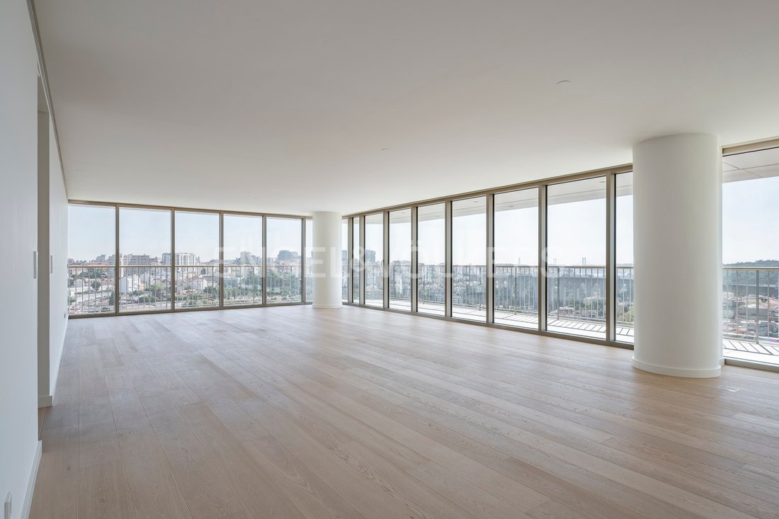Apartment in Campolide, Lisbon, Portugal 1 - 16330174