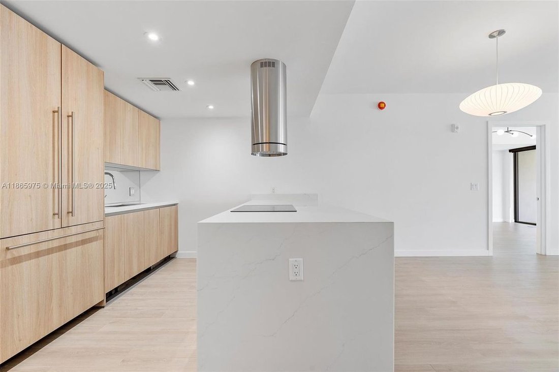 Condo in Bal Harbour, Florida, United States 3 - 16328239