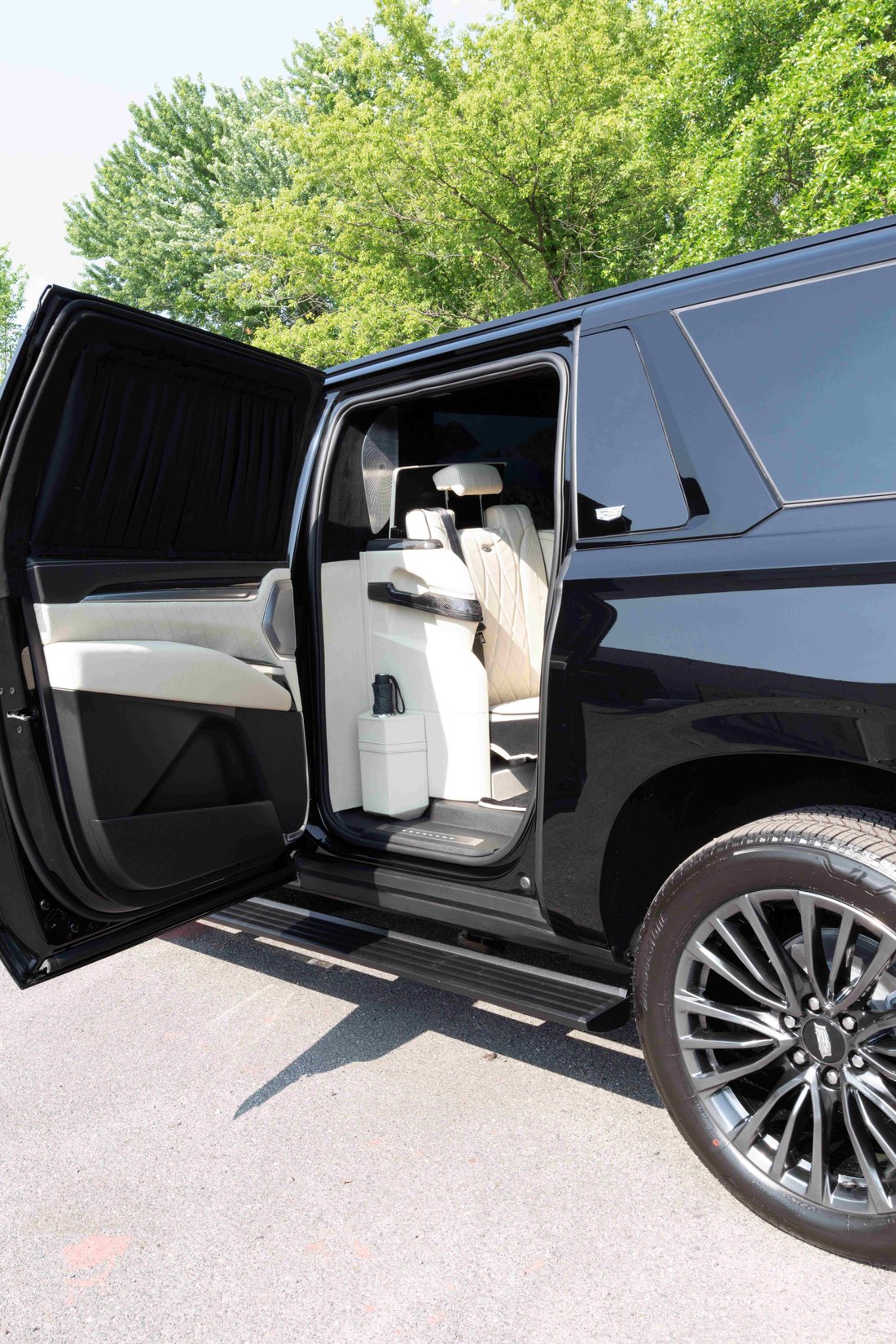 Suv in Mount Laurel Township, New Jersey, United States 2 - 16328407