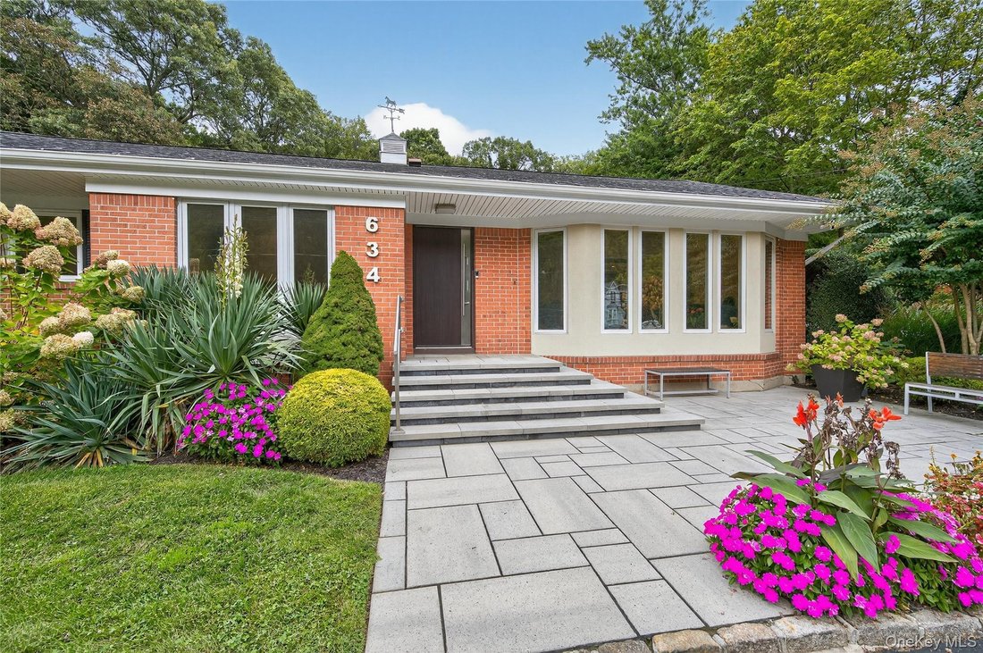 House in Halesite, New York, United States 3 - 16331412