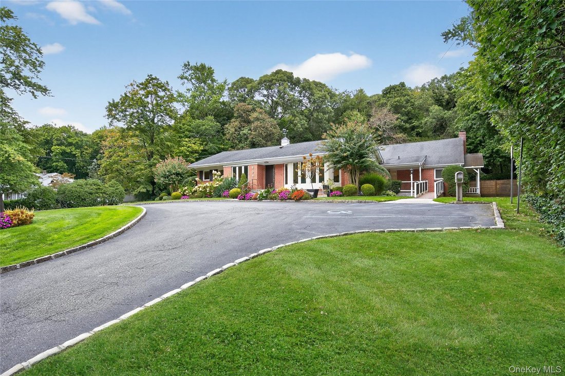 House in Halesite, New York, United States 5 - 16331412