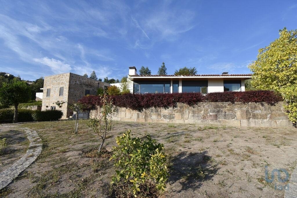 Townhouse in Oliveira do Hospital, Coimbra District, Portugal 3 - 16332687