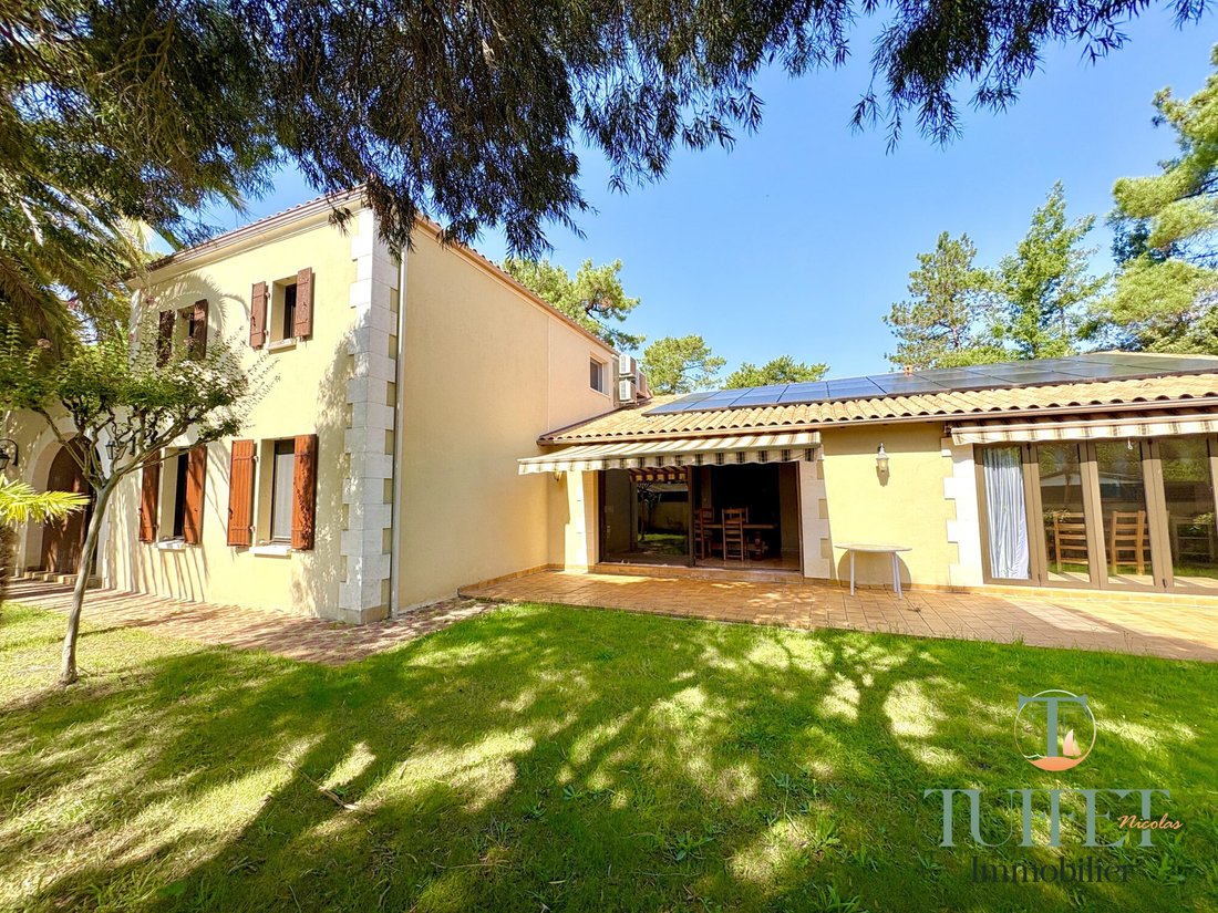 Villa in La Tremblade, Nouvelle-Aquitaine, France 4 - 16332561