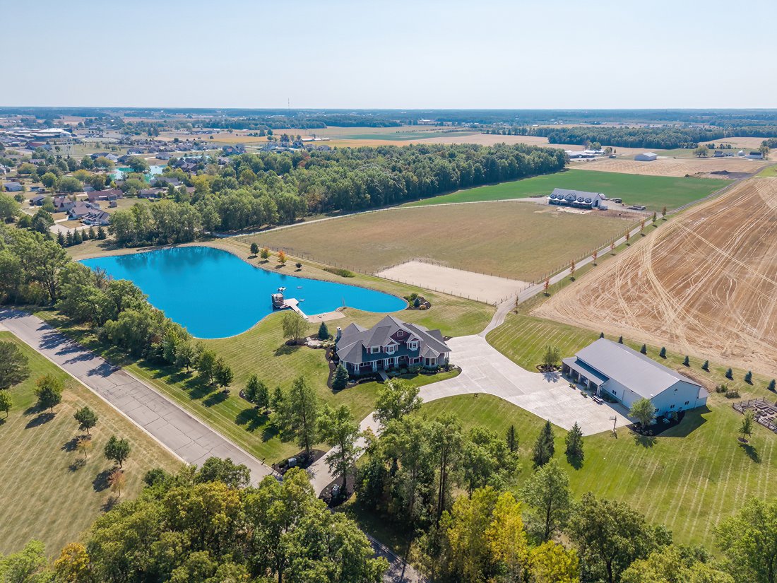 House in Berne, Indiana, United States 3 - 16332950