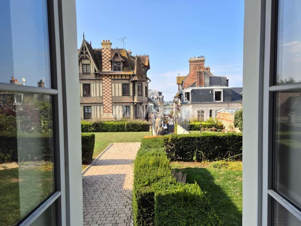 Apartment in Trouville-sur-Mer, Normandy, France 1 - 16332629
