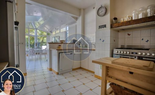 Sale Manor 735 M² 17 Rooms