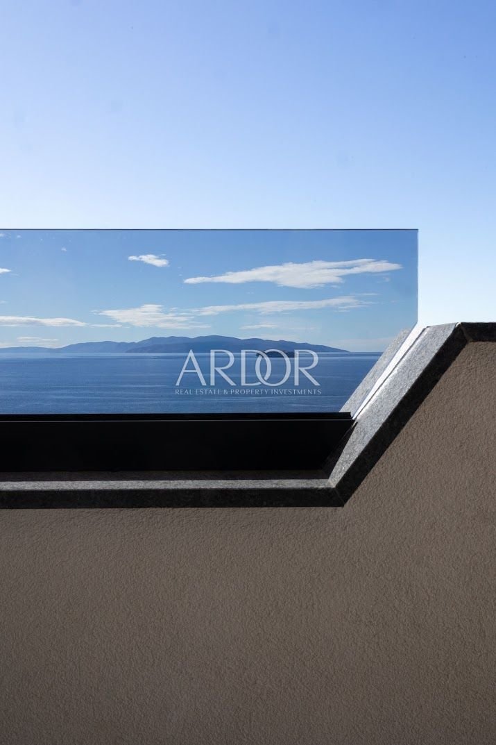 Apartment in Mjesni odbor Kantrida, Grad Rijeka, Primorje-Gorski Kotar County 3 - 15767693