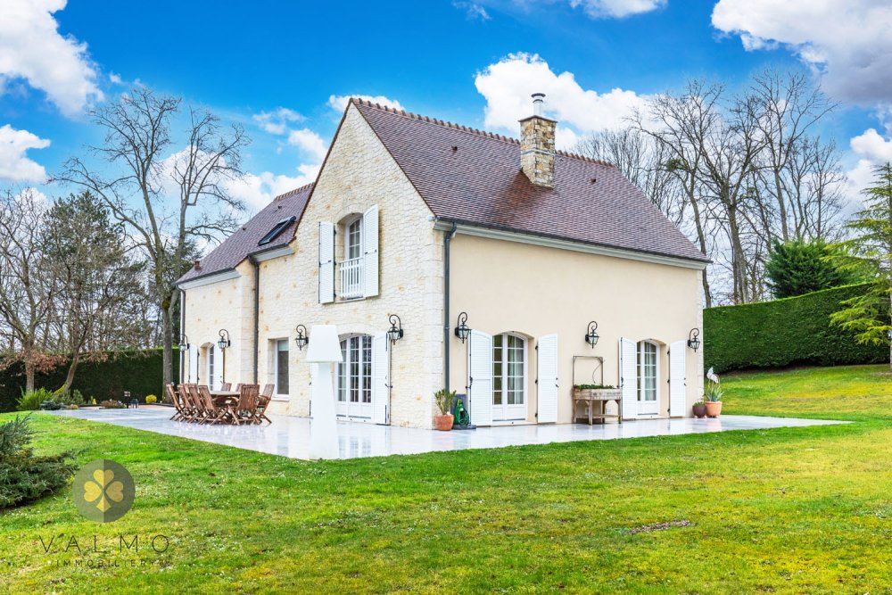 Estate in Thoiry, Ile-de-France, France 5 - 16334921