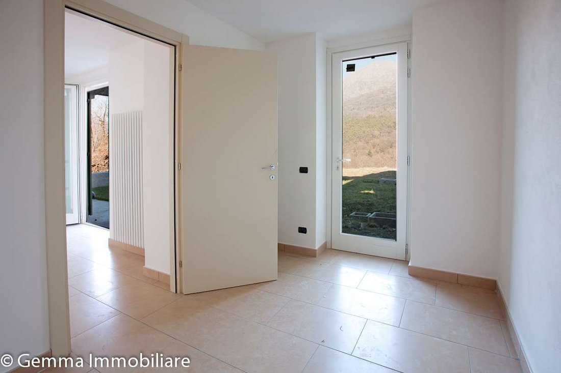 Villa in Menaggio, Lombardy, Italy 2 - 15937205