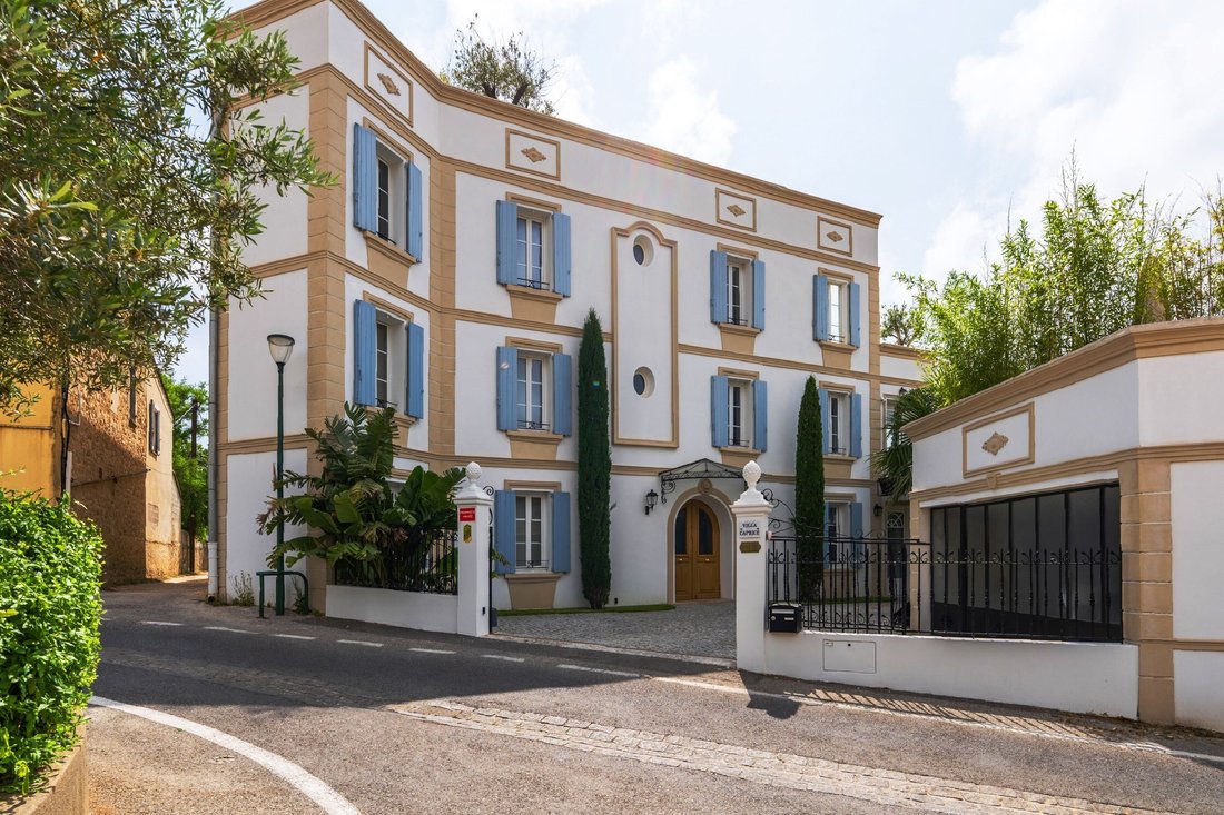 House in Six-Fours-les-Plages, Provence-Alpes-Côte d'Azur, France 5 - 16336961