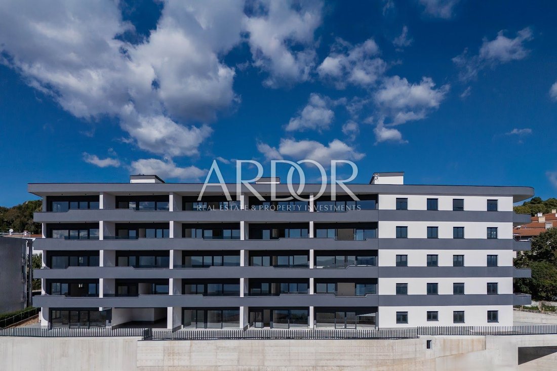 Apartment in Mjesni odbor Kantrida, Grad Rijeka, Primorje-Gorski Kotar County 3 - 15962477