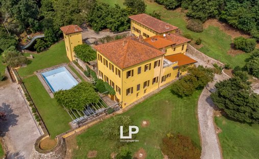 Villa in S. Cristina, Borgomanero, Piemont 1