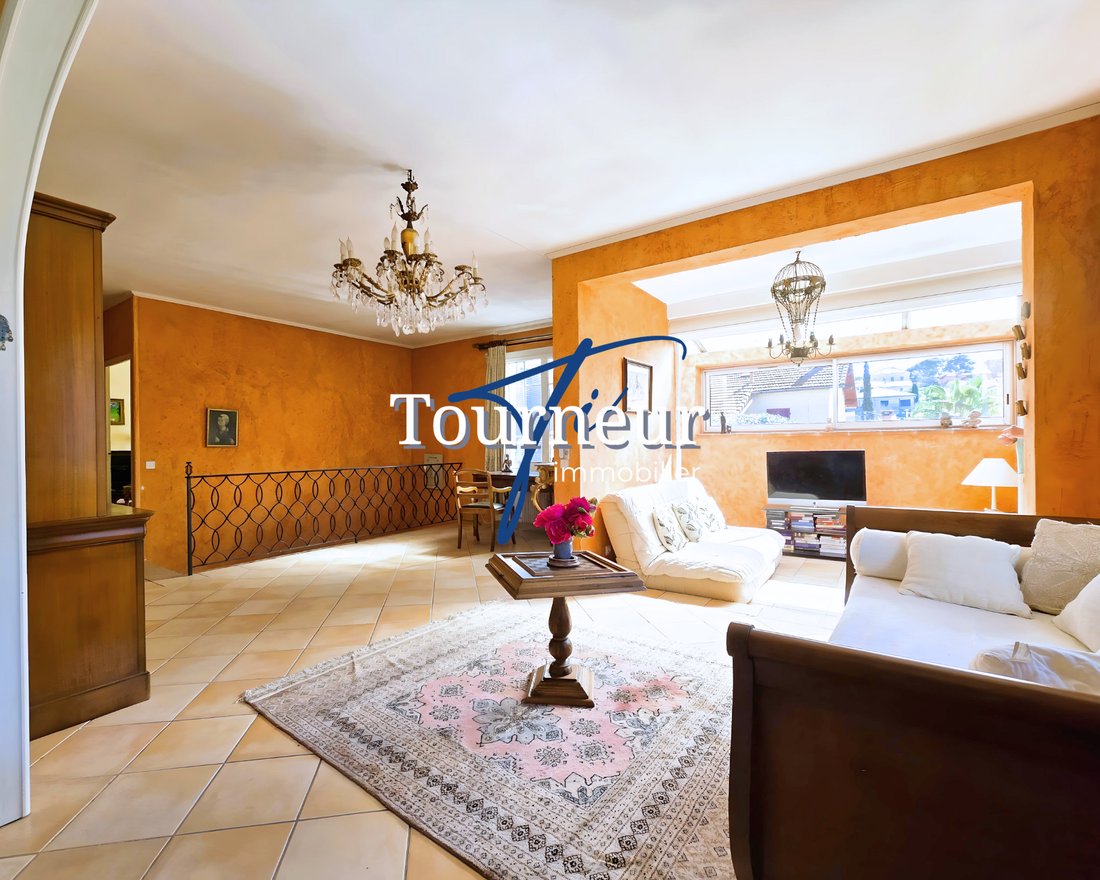 Villa à Nord, Sanary-sur-Mer, France 3 - 16334803