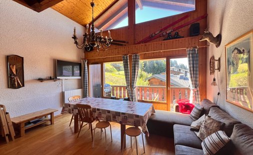 Apartment in Les Gets, Auvergne-Rhône-Alpes, France 1