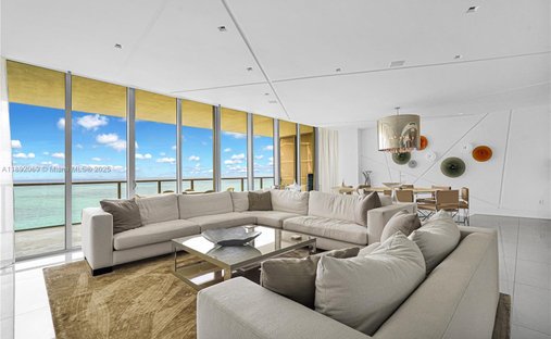 Condo in Bal Harbour, Florida, United States 1