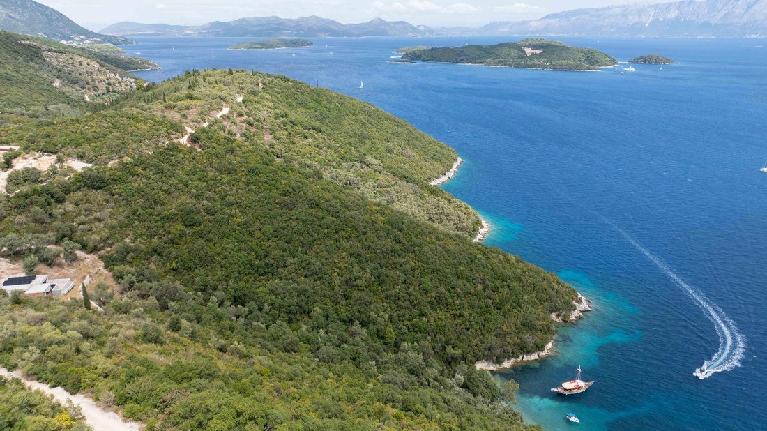 Land in Tripoli Community, Peloponnese, Western Greece and the Ionian, Greece 2 - 16336334