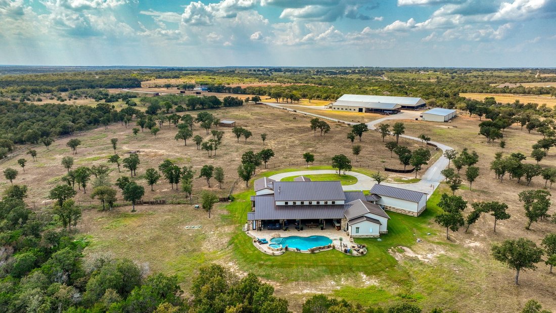Farm Ranch in Mineral Wells, Texas, United States 4 - 16335640