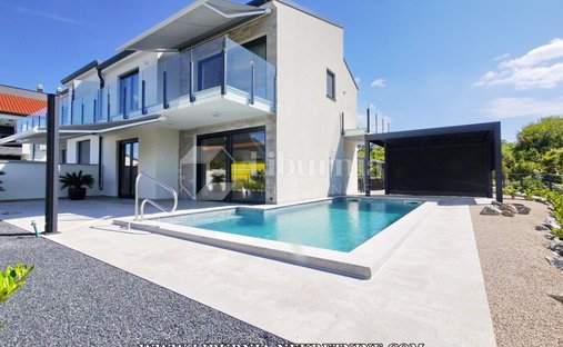 House in Malinska, Primorje-Gorski Kotar County, Croatia 1