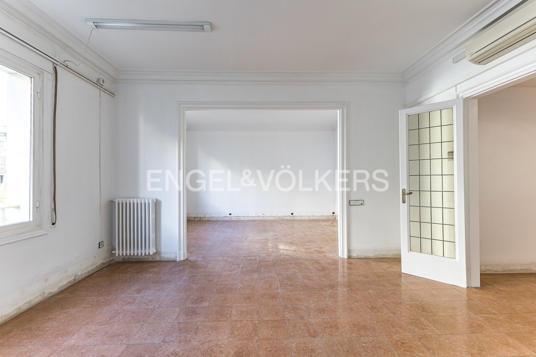 Apartment in Eixample, Barcelona, Spain 3 - 16336884