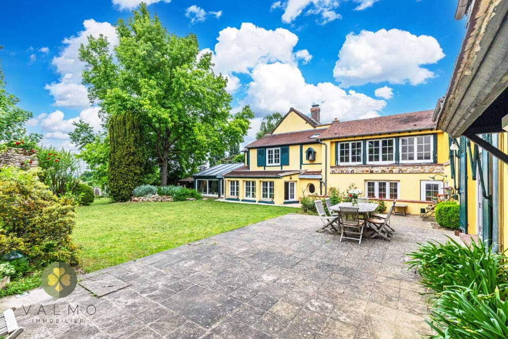 House in Montfort-l'Amaury, Ile-de-France, France 4 - 16333857