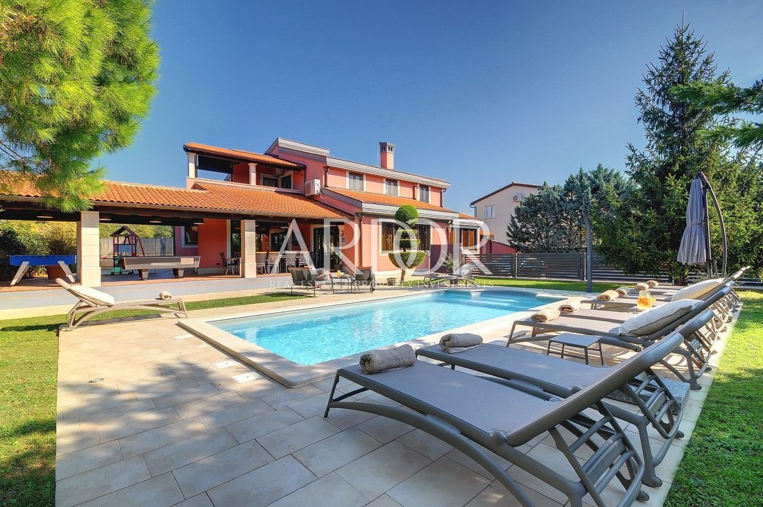 Villa in Grad Pula, Istria County, Croatia 1 - 16335396