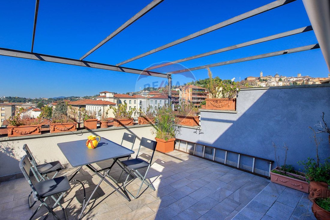 Apartment in Sant'Alessandro, Bergamo, Italy 1 - 16337301