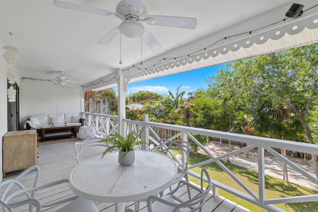 House in Grace Bay, Caicos Islands, Turks and Caicos Islands 3 - 16335827