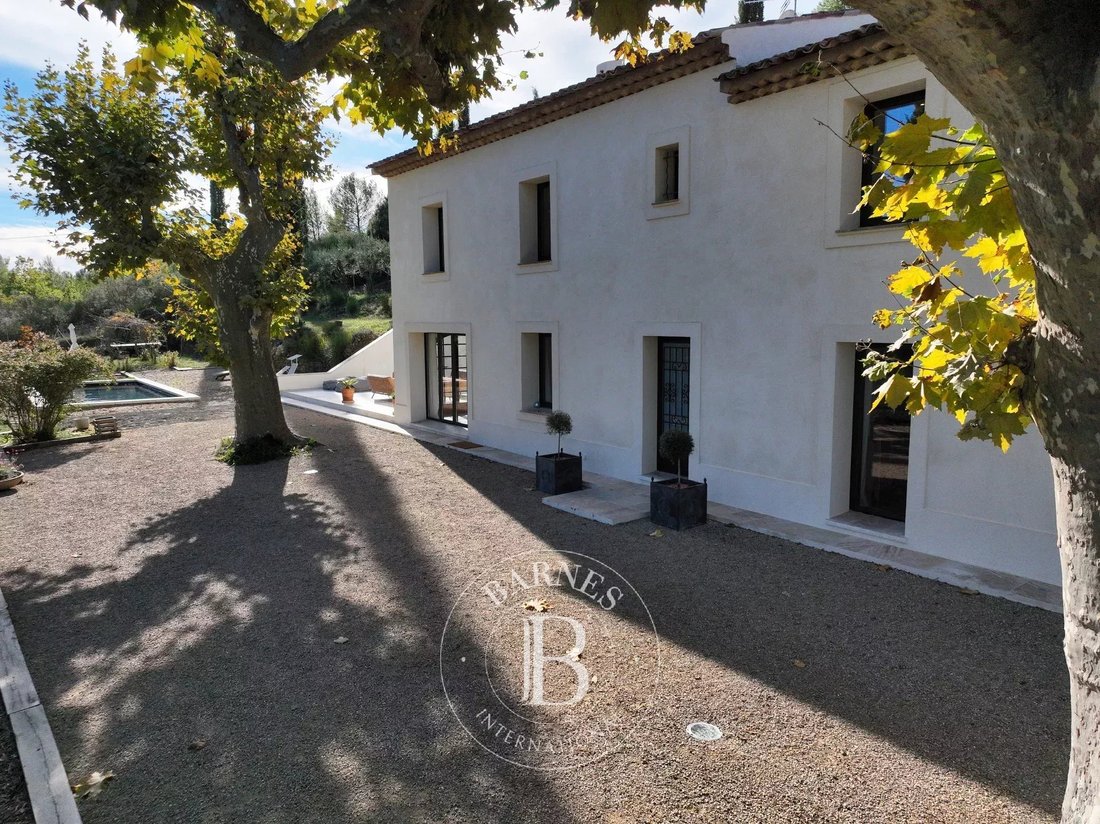 Estate in Flayosc, Provence-Alpes-Côte d'Azur, France 4 - 12367901