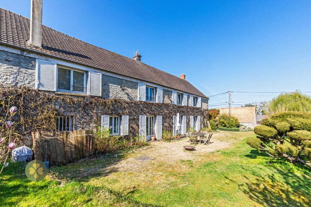 House in Montfort-l'Amaury, Ile-de-France, France 2 - 16334772