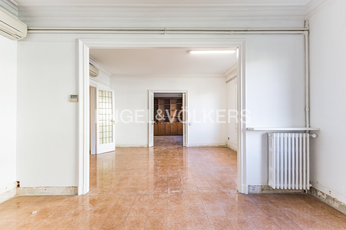 Apartment in Eixample, Barcelona, Spain 4 - 16336884