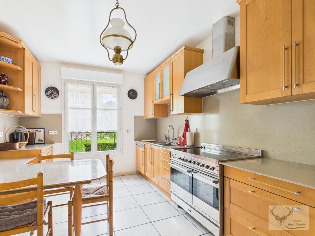 Apartment in Senlis, Hauts-de-France, France 4 - 16333661