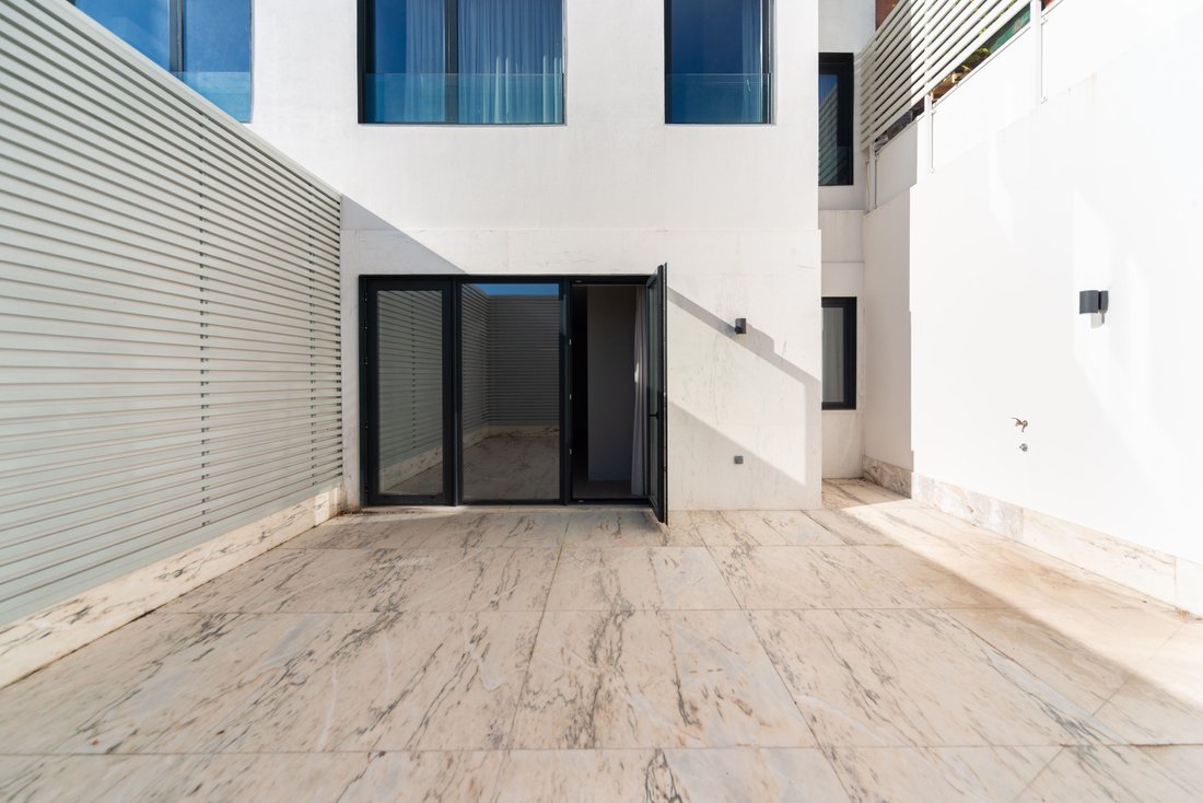 Apartment in Avenidas Novas, Lisbon, Portugal 1 - 16335343