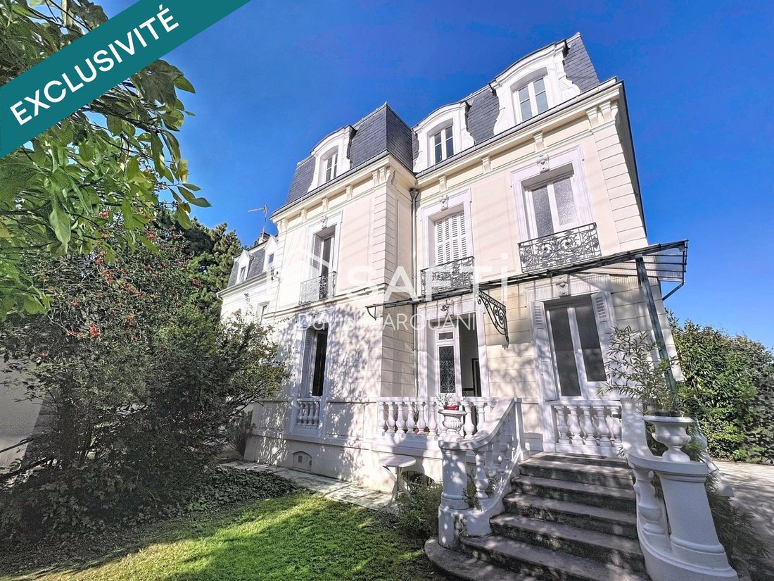 House in Centre Montmorency, Montmorency, France 1 - 16335851