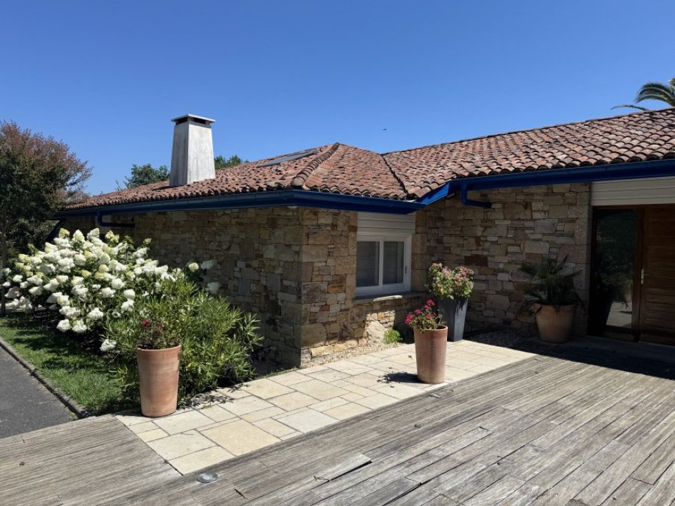 House in Mendi-Choko-Karrikatxar-Olhette, Urrugne, France 5 - 16334192