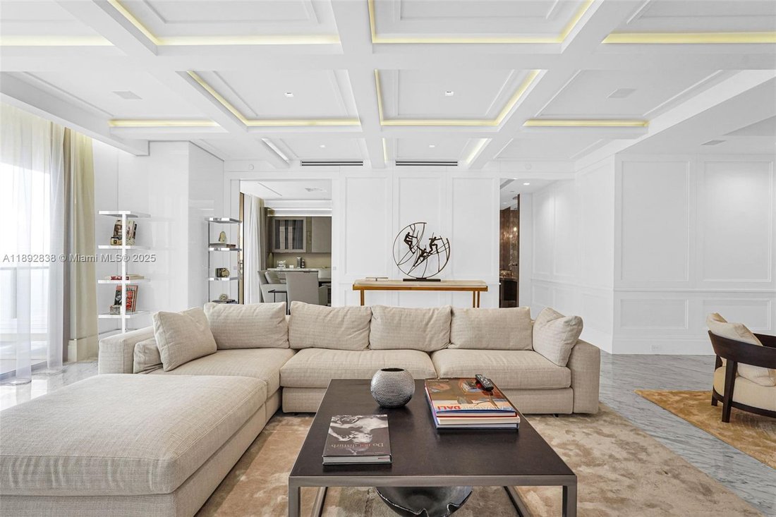 Condo in Bal Harbour, Florida, United States 1 - 16337230