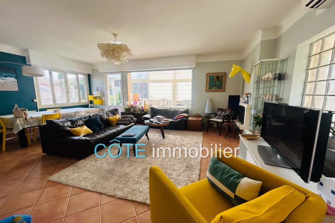 Villa in Saint Maymes-Lauvert, Antibes, France 4 - 16336955