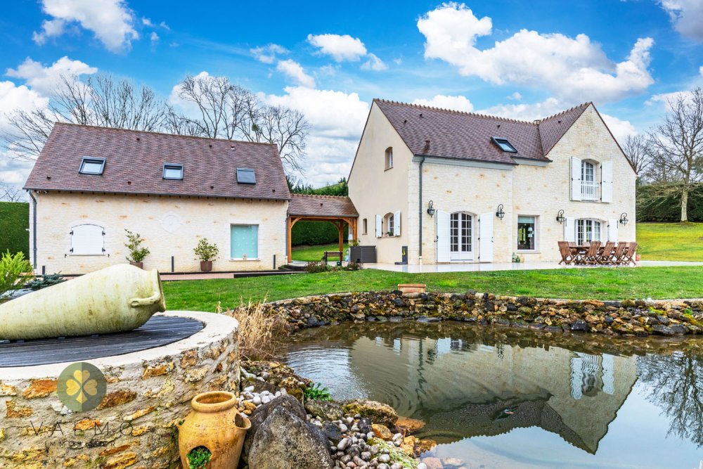 Estate in Thoiry, Ile-de-France, France 2 - 16334921