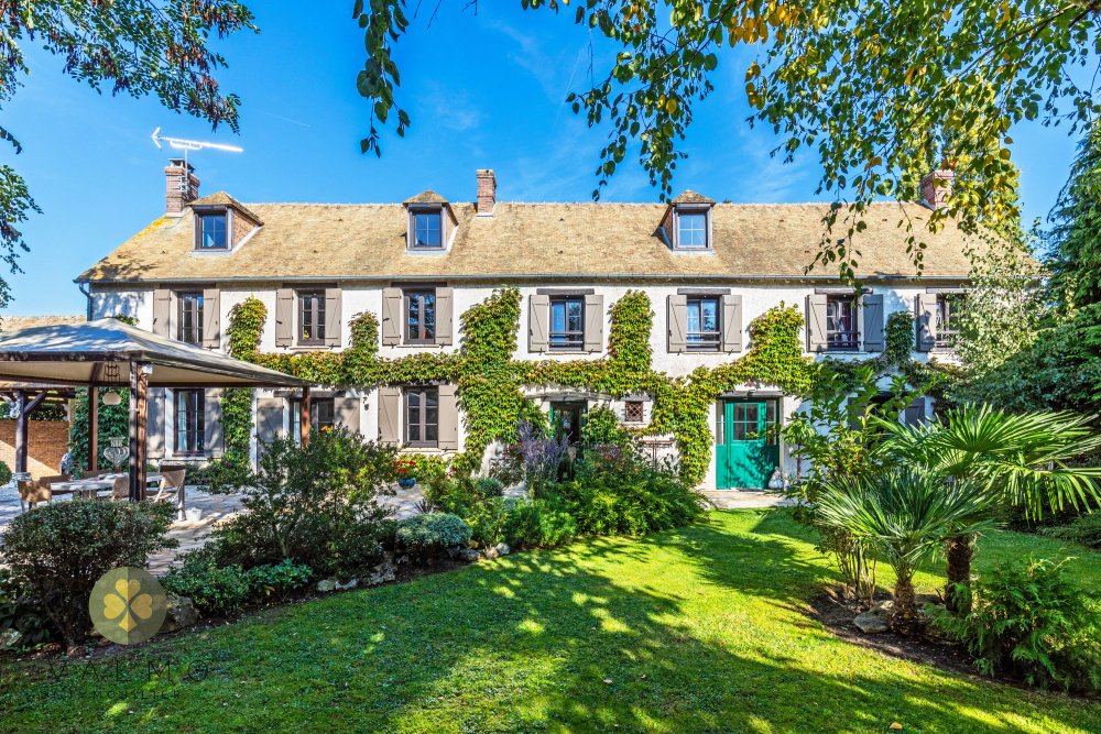 Villa in Houdan, Ile-de-France, France 1 - 16335044