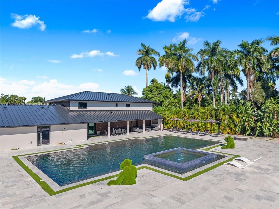 House in Miami, Florida, United States 5 - 16337241