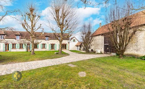 House in Gambais, Ile-de-France, France 1
