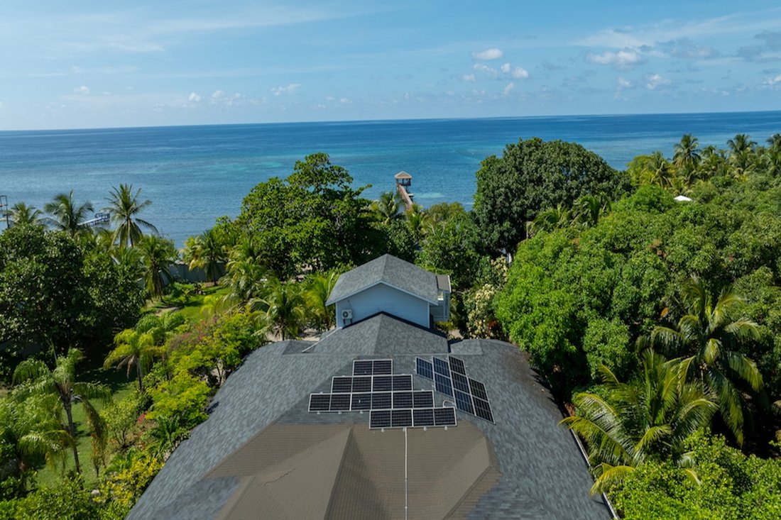House in Sandy Bay, Bay Islands Department, Honduras 1 - 16335535