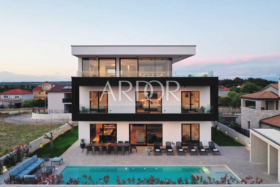 Villa in Grad Pula, Istria County, Croatia 1 - 16335410