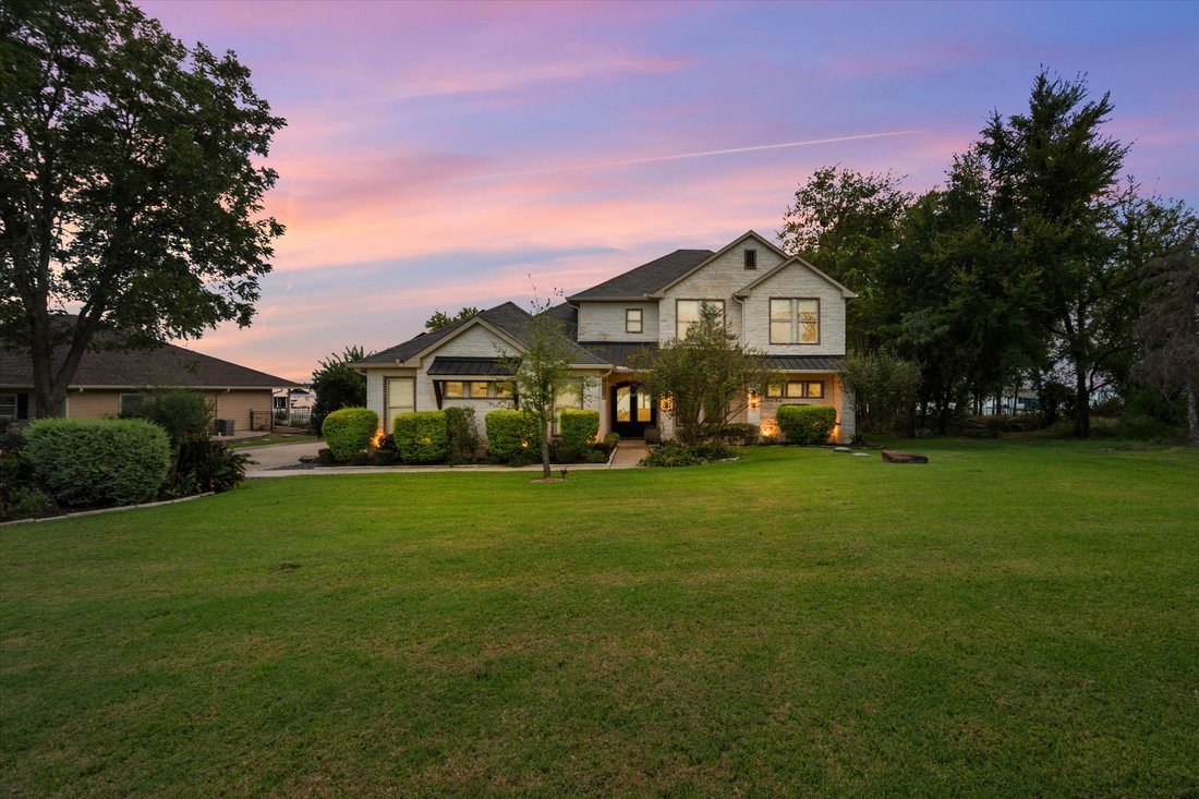 House in Corsicana, Texas, United States 3 - 15575655