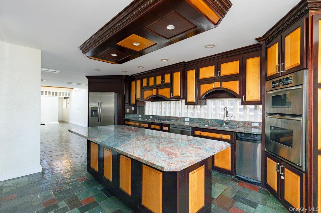 House in Spackenkill, New York, United States 4 - 16281123