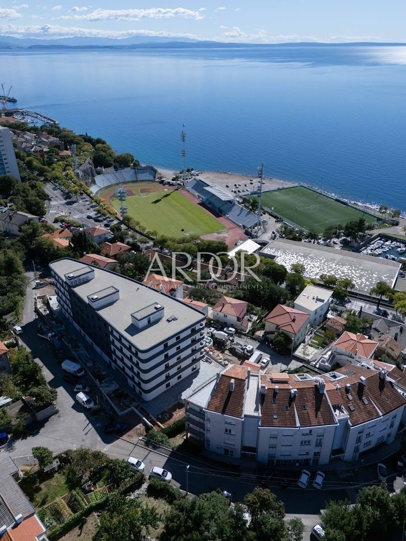 Apartment in Mjesni odbor Kantrida, Grad Rijeka, Primorje-Gorski Kotar County 2 - 15767683