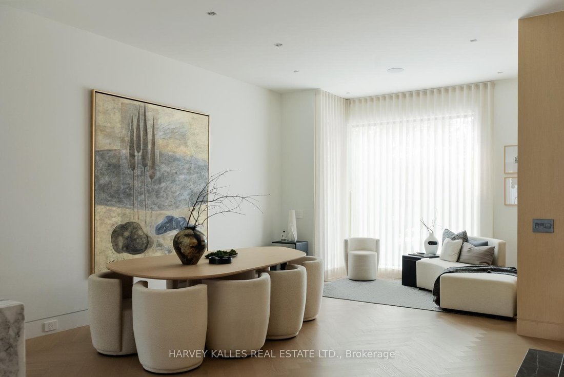 House in Toronto, Ontario, Canada 2 - 16335467