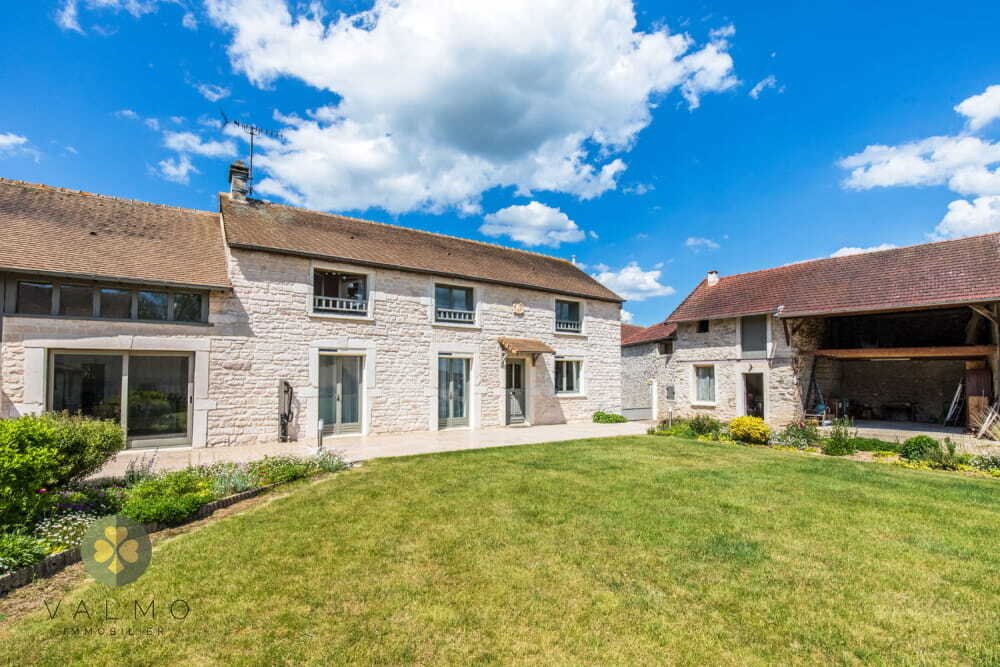 Estate in Houdan, Ile-de-France, France 5 - 16334818