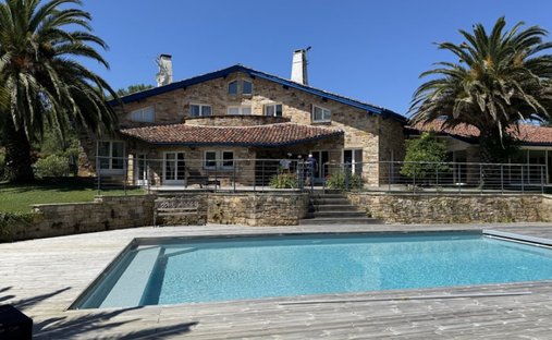 Haus in Mendi-Choko-Karrikatxar-Olhette, Urrugne, Frankreich 1