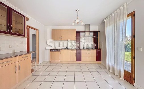 Castle for Sale in Grilly, Auvergne-Rhône-Alpes, France