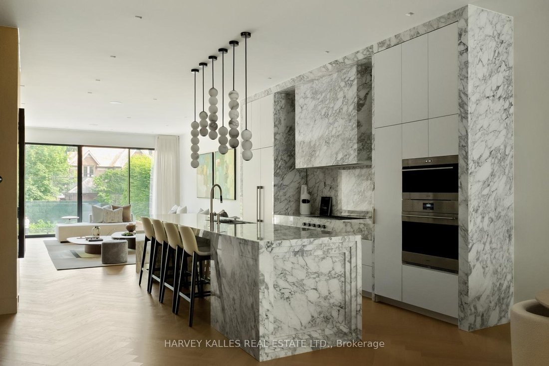 House in Toronto, Ontario, Canada 3 - 16335467